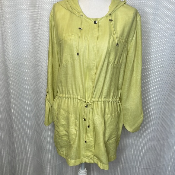 Chico’s Chicos Lightweight Jacket Anorak Hood Drawstring Chartreuse Green Sz XL - Picture 1 of 12
